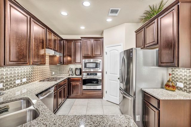 7320 Bandera Ranch TRL B, Austin, TX 78750