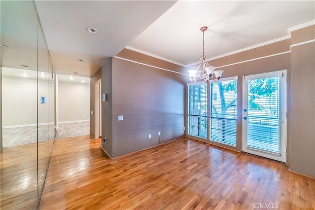 13236 Valleyheart 102, Studio City, CA 91604