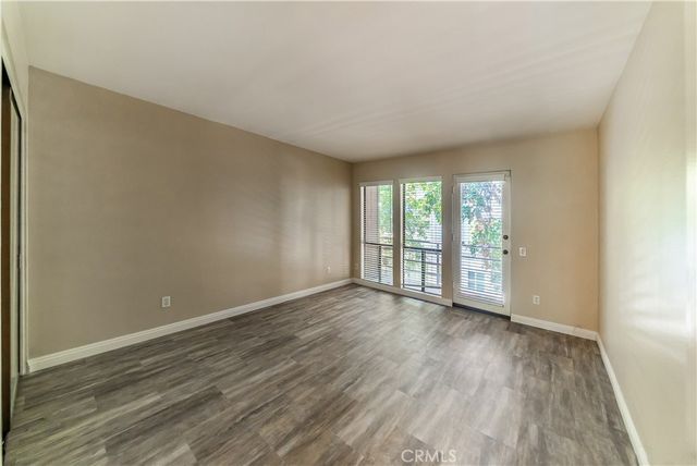 13236 Valleyheart 102, Studio City, CA 91604