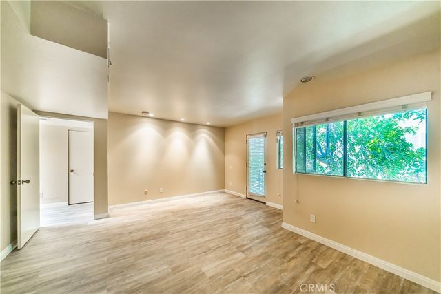 13236 Valleyheart 102, Studio City, CA 91604