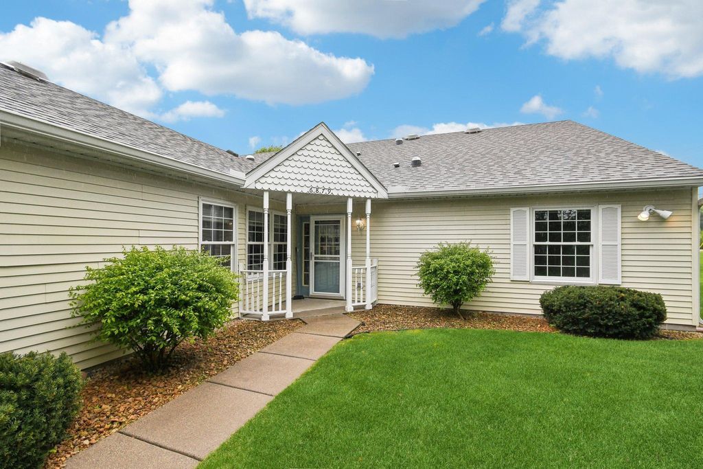 6879 Inverness Trail, Inver Grove Heights, MN 55077