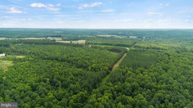 362 DELL PERKINS RD, Louisa, VA 23093