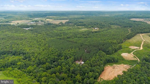 362 DELL PERKINS RD, Louisa, VA 23093