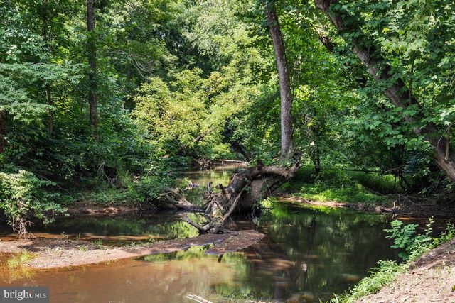 362 DELL PERKINS RD, Louisa, VA 23093