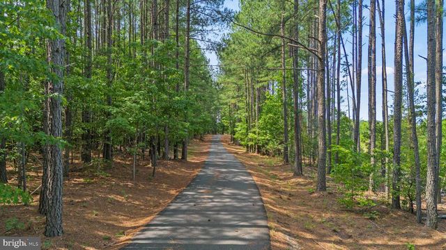 362 DELL PERKINS RD, Louisa, VA 23093