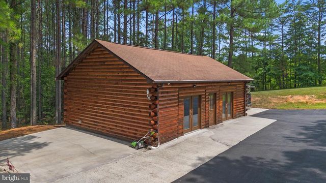 362 DELL PERKINS RD, Louisa, VA 23093