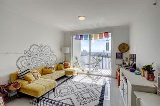 17150 N Bay Rd 2707, Sunny Isles Beach, FL 33160
