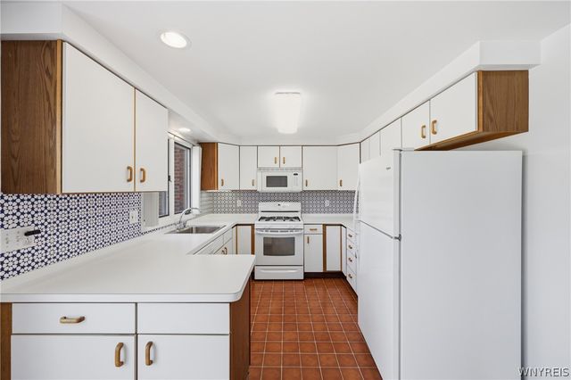 144 Wedgewood Drive 144, Amherst, NY 14221