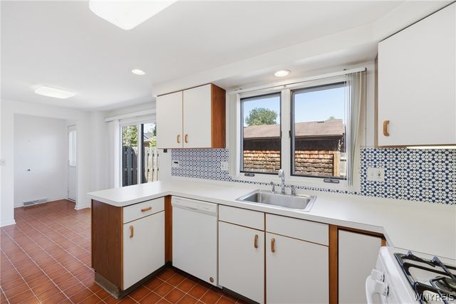 144 Wedgewood Drive 144, Amherst, NY 14221