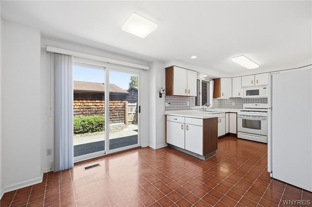 144 Wedgewood Drive 144, Amherst, NY 14221