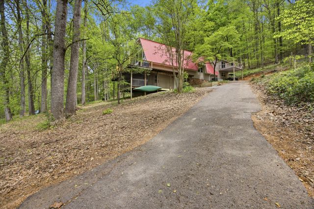207 County Road 90, Riceville, TN 37370