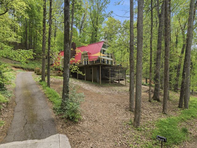 207 County Road 90, Riceville, TN 37370