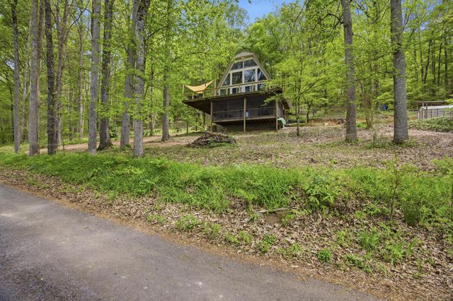 207 County Road 90, Riceville, TN 37370