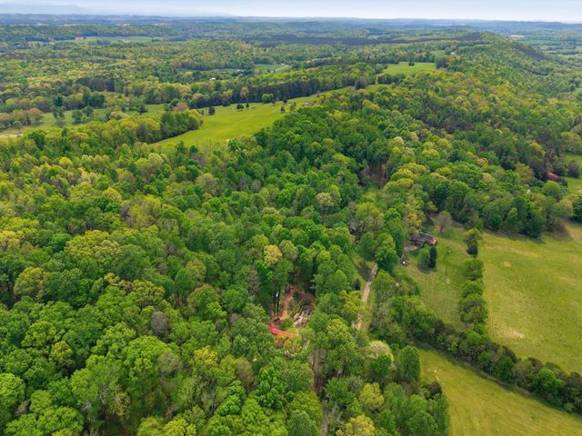 207 County Road 90, Riceville, TN 37370