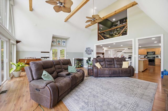 207 County Road 90, Riceville, TN 37370