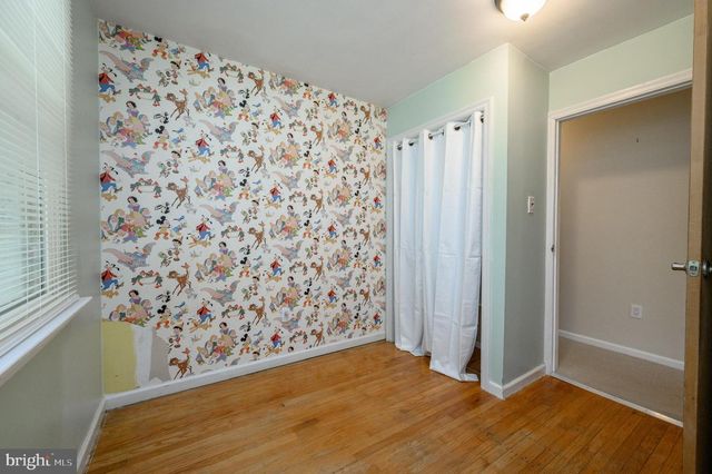 6 SUNSET DR, Voorhees, NJ 08043
