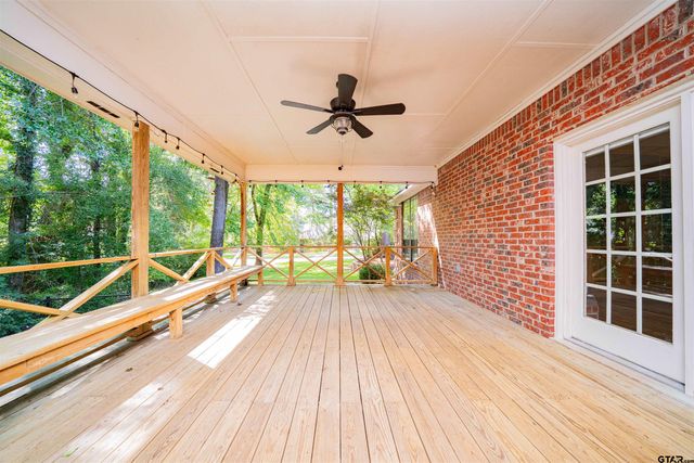 9211 Elm Tree Circle, Tyler, TX 75703