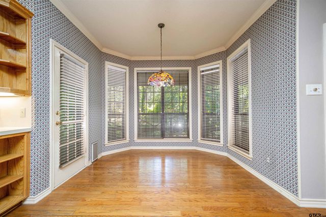 9211 Elm Tree Circle, Tyler, TX 75703