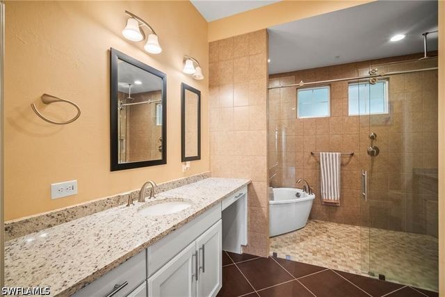 21460 Strada Nuova CIR, Estero, FL 33928