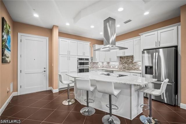 21460 Strada Nuova CIR, Estero, FL 33928