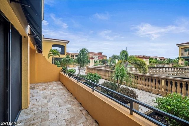 21460 Strada Nuova CIR, Estero, FL 33928