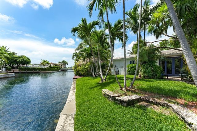 7975 Biscayne Point Cir, Miami Beach, FL 33141