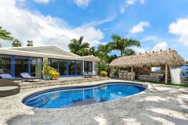 7975 Biscayne Point Cir, Miami Beach, FL 33141