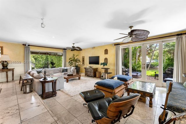 7975 Biscayne Point Cir, Miami Beach, FL 33141