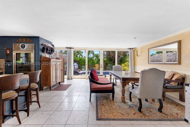 7975 Biscayne Point Cir, Miami Beach, FL 33141