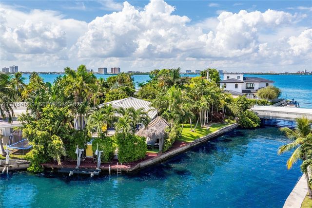 7975 Biscayne Point Cir, Miami Beach, FL 33141