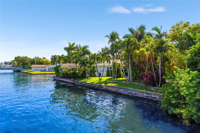 7975 Biscayne Point Cir, Miami Beach, FL 33141