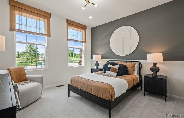 55818 Oak Pointe Drive, Shelby, MI 48315