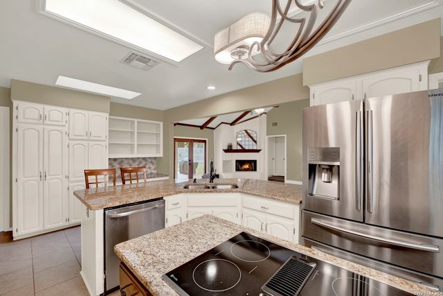 1512 oak, Schertz, TX 78154