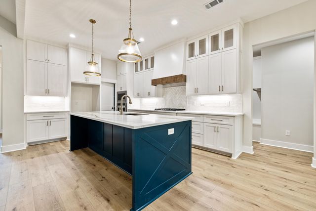 401 Kale Cove, Benton, AR 72019