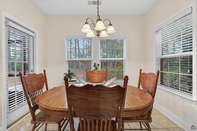 122 Shadow Lawn Drive, Byron, GA 31008