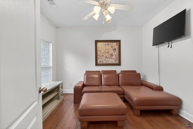 122 Shadow Lawn Drive, Byron, GA 31008