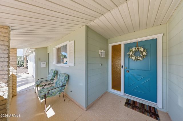 10402 W WININGER Circle, Sun City, AZ 85351