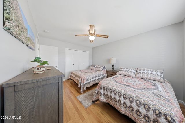 10402 W WININGER Circle, Sun City, AZ 85351