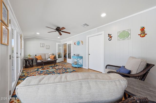 10402 W WININGER Circle, Sun City, AZ 85351