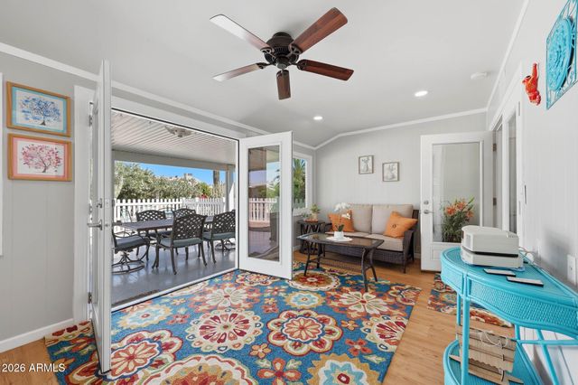 10402 W WININGER Circle, Sun City, AZ 85351