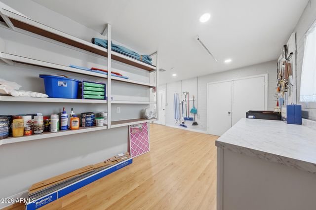 10402 W WININGER Circle, Sun City, AZ 85351