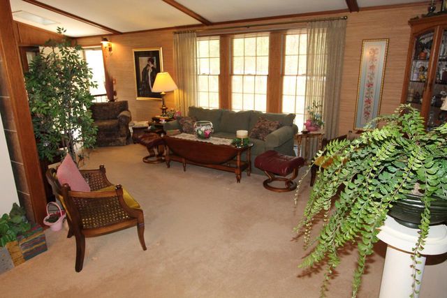 308 Highridge ROAD, Burlington, WI 53105