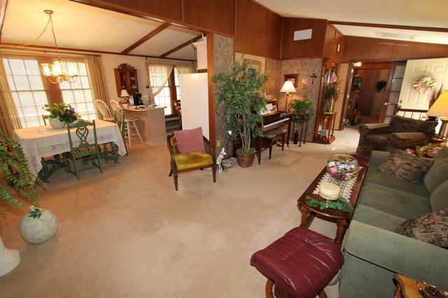 308 Highridge ROAD, Burlington, WI 53105