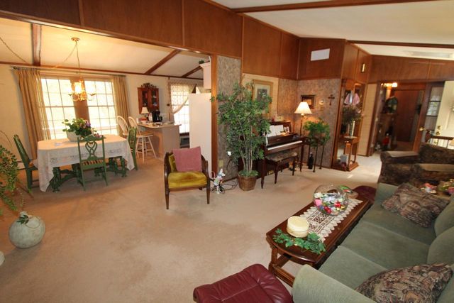 308 Highridge ROAD, Burlington, WI 53105