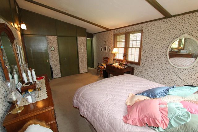 308 Highridge ROAD, Burlington, WI 53105