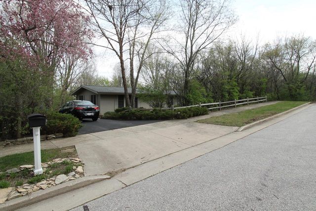 308 Highridge ROAD, Burlington, WI 53105