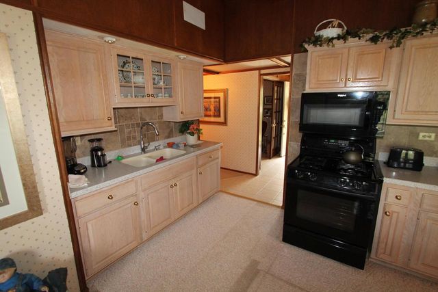 308 Highridge ROAD, Burlington, WI 53105