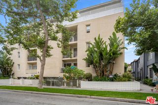 423 S Rexford Drive 202, Beverly Hills, CA 90212