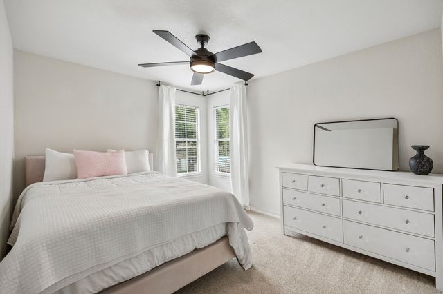 2121 Brentcove Drive, Grapevine, TX 76051