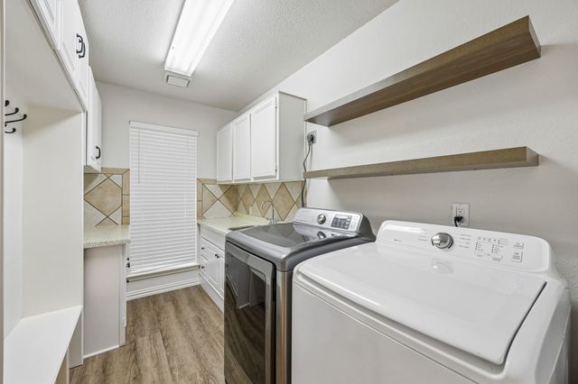 2121 Brentcove Drive, Grapevine, TX 76051